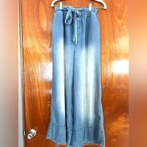 NWOT Size XL Paper Bag Waist Denim Pants